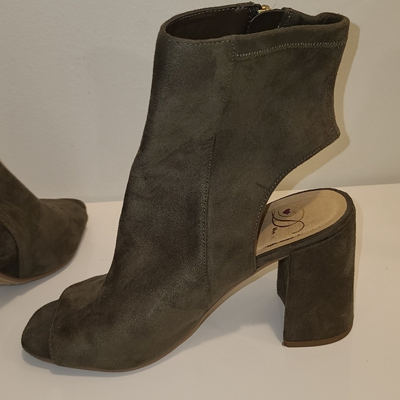 Olive green heeled sandals US 6.5 - Picture 4 of 9